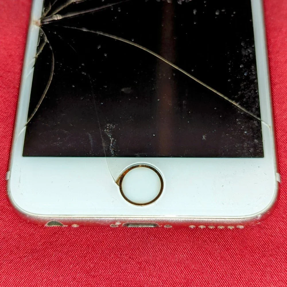 iPhone 6S (A1688) - 64 GB (For parts)***